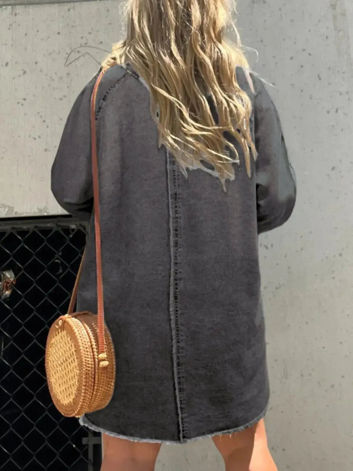 Women’s oversized long sleeve denim shirt dress with front pockets, from Plush Fashion Hub, casual and stylish for everyday wear.