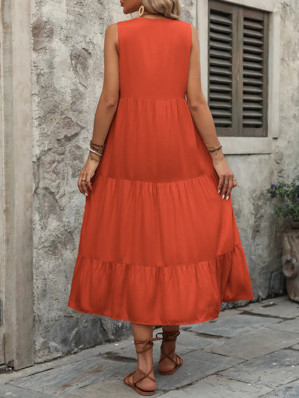 Ivy Lane women’s sleeveless cotton button-down dress with notched neckline, featuring a relaxed fit and casual style.