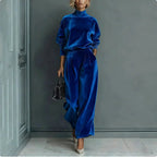 LadyShow.Store casual warm velour long-sleeved high-neck zipper sportswear with wide-leg pants, solid color, comfortable activewear.
