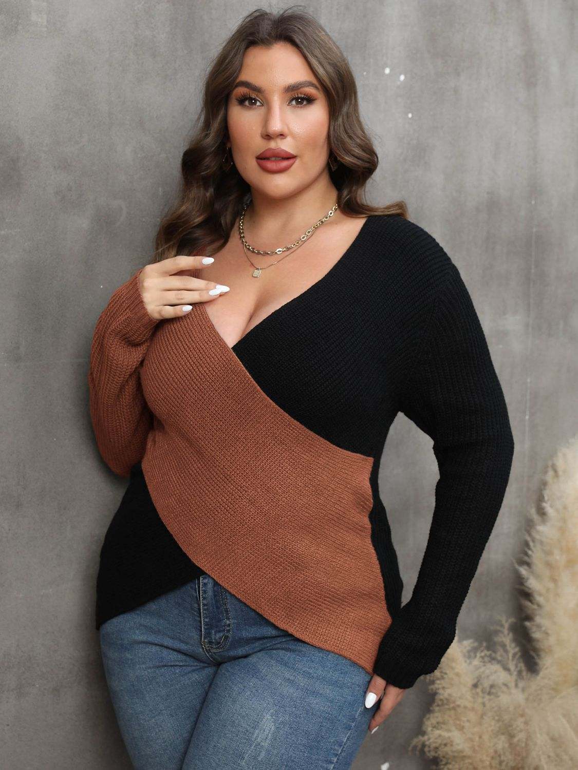 Plus Size Two-Tone Surplice Neck SweaterElevate your wardrobe with our Plus Size Two-Tone Surplice Neck Sweater! This sweater features a basic style with a touch of stretch for a comfortable fit. Made of 1SweaterTrendsiPlush Fashion Shop