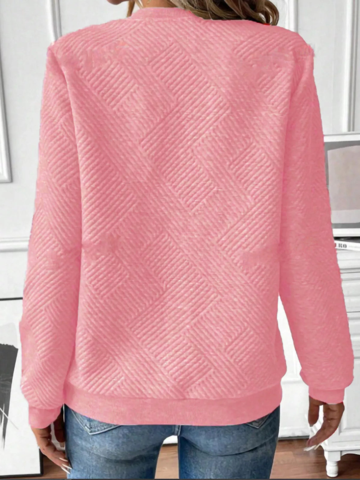 Textured women's quarter-zip sweatshirt in neutral tones, showcasing the stylish design and comfortable fit from Trendsi.