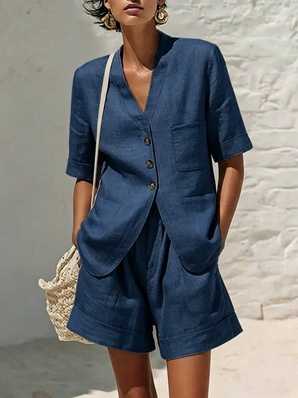 Women's cotton-linen loose-fit t-shirt and cropped shorts two-piece set by FitiqueFit, casualwear with relaxed fit and natural fabric.