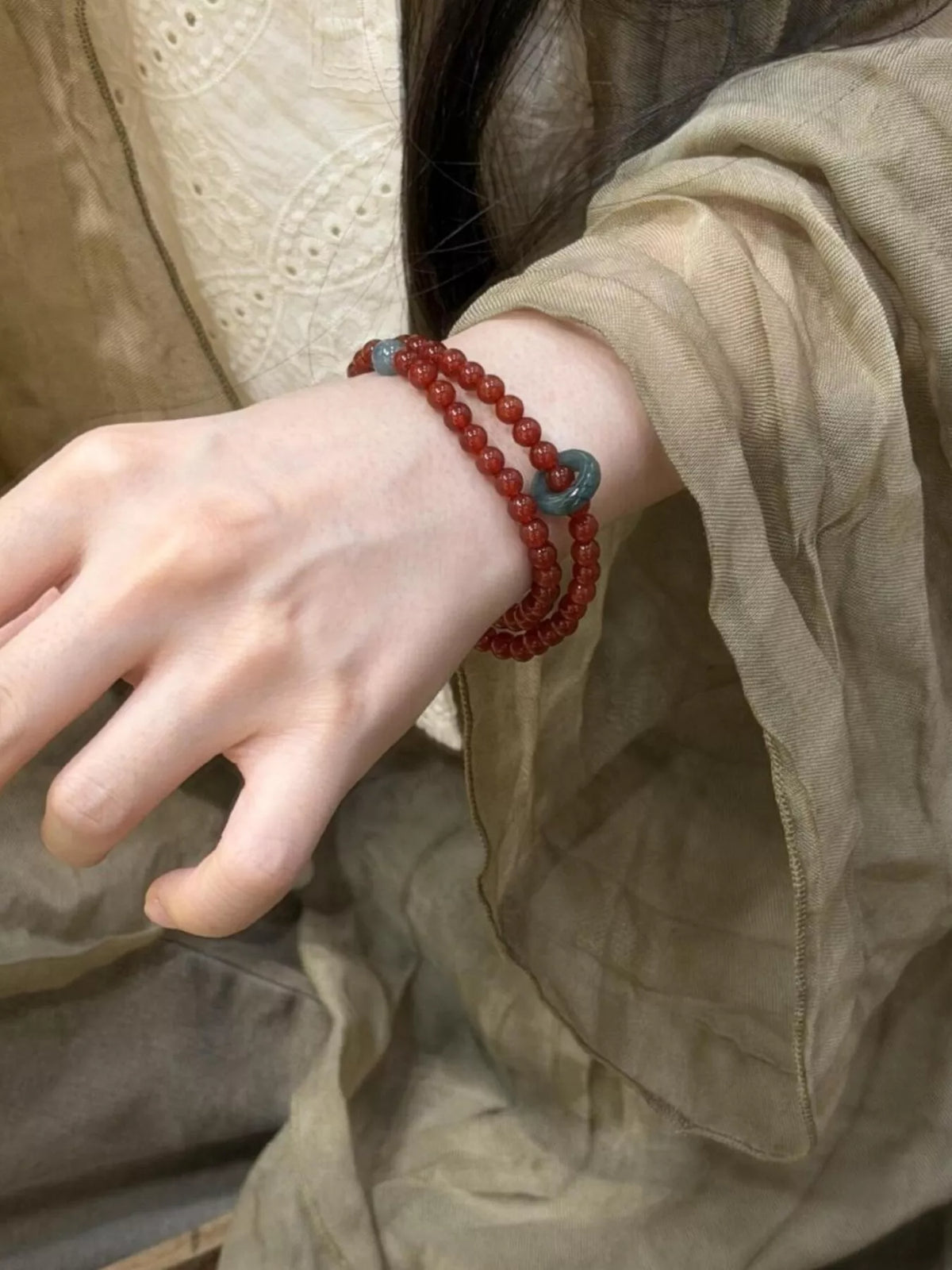 Double layered agate beaded bracelet with natural gemstone beads, featuring a stylish, elegant design by Plush Fashion Hub.