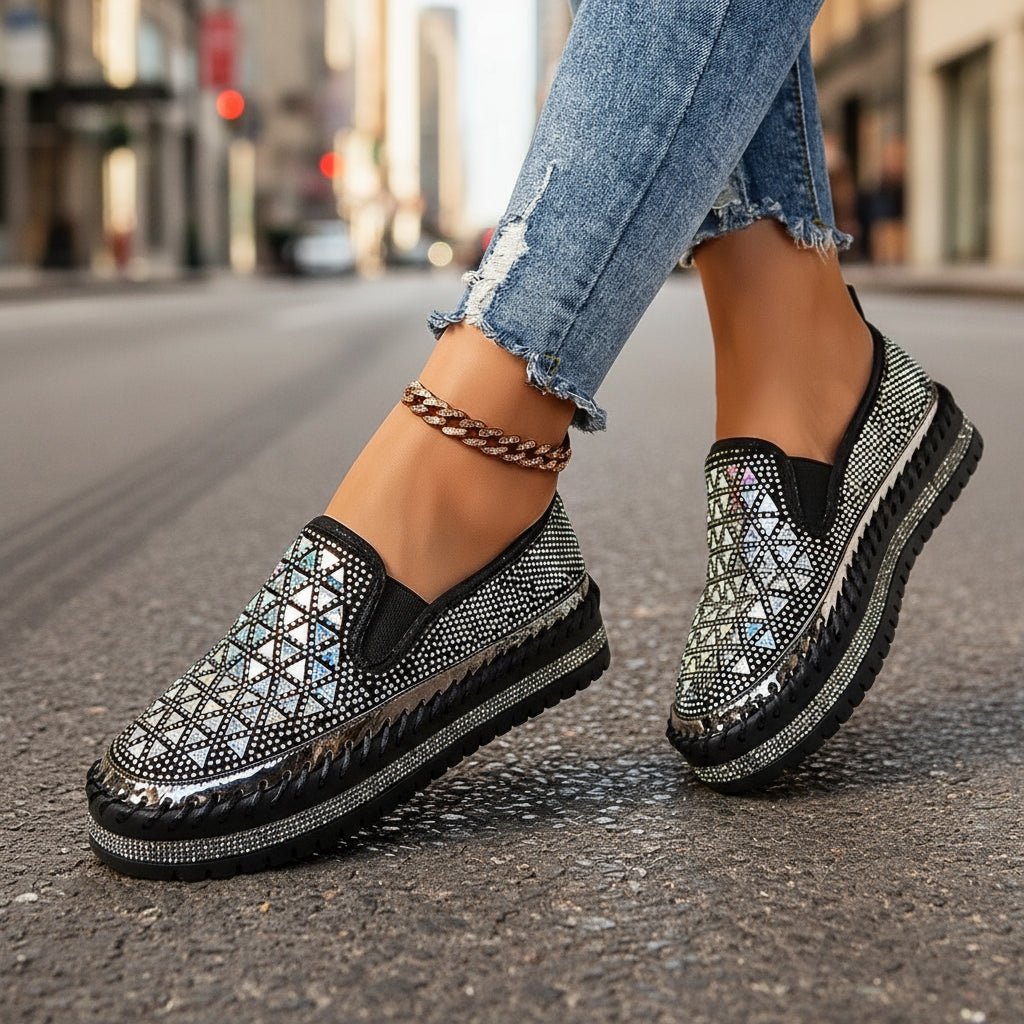 Casual women’s sneakers by FitiqueFit with thick soles, flat pedal design, ideal for all seasons, shown in a stylish, comfortable look.