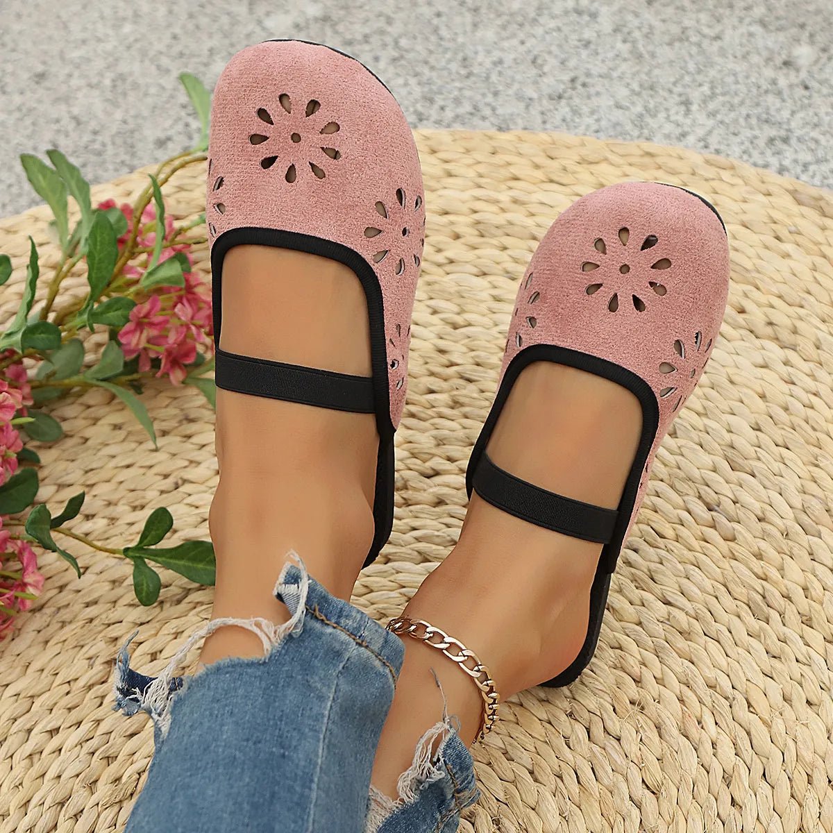 Women’s slip-on flats with cutout design and round toe in premium PU leather, stylish and comfortable shoe by Plush Fashion Hub.