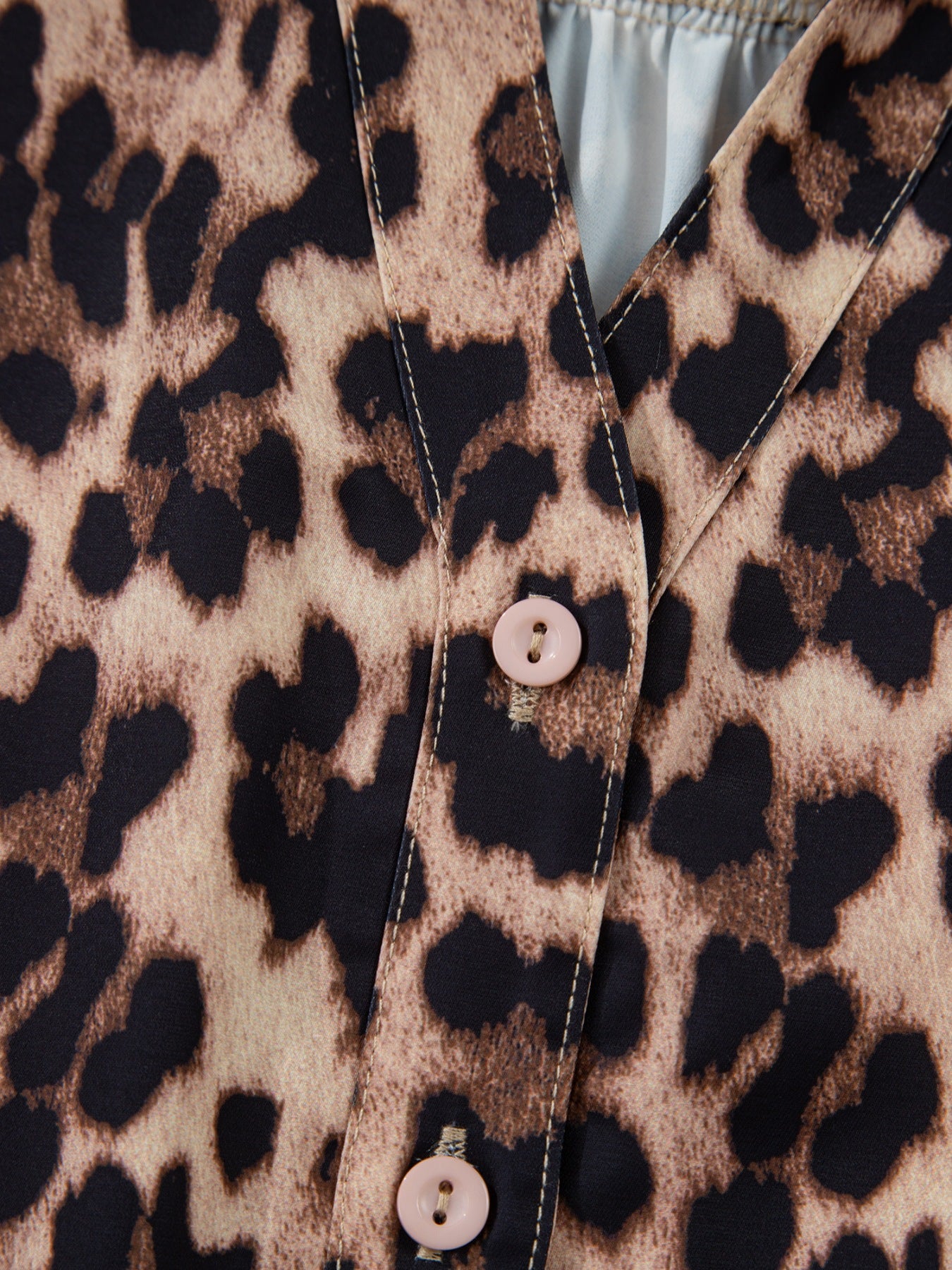Leopard print short sleeve blouse with lace trim and button front, trendy women's top from Trendsi.