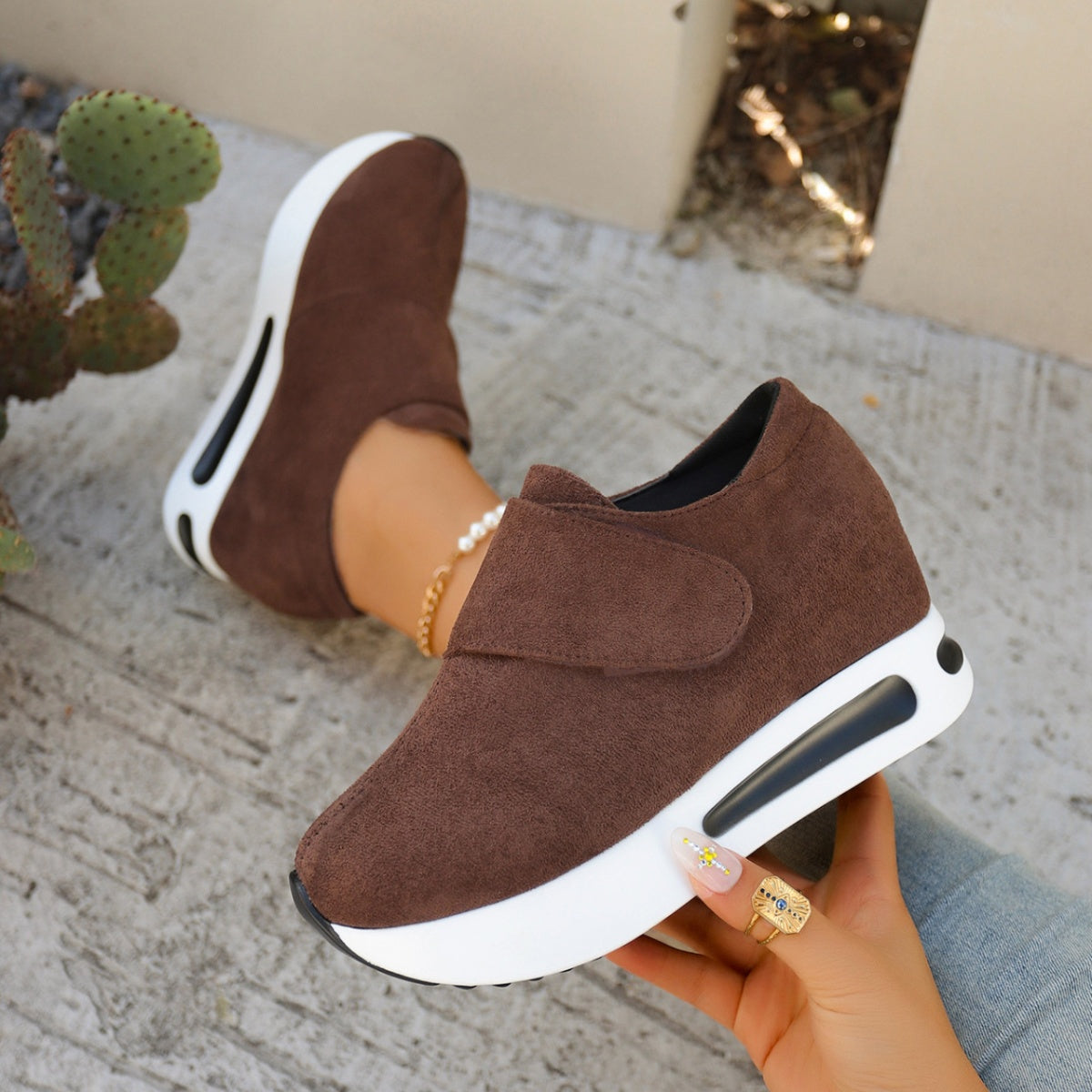 Women’s round toe platform sneakers by Plush Fashion Hub featuring mid heel, casual style, and comfortable design.