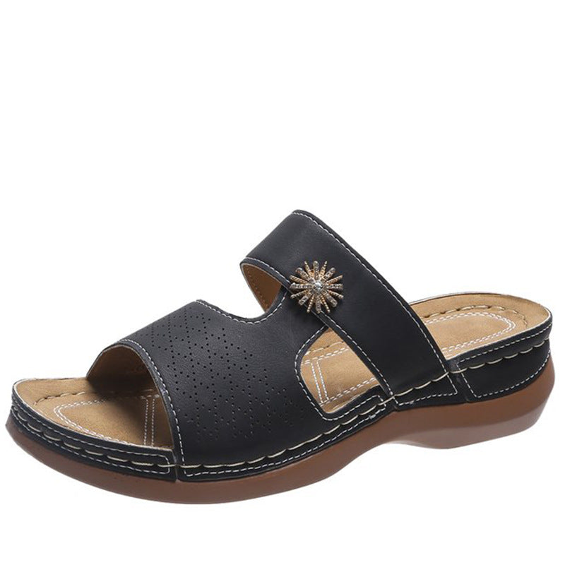 Embroidered Fish Mouth Women's thick bottom hollow sandals in beige with decorative stitching and open toe design.