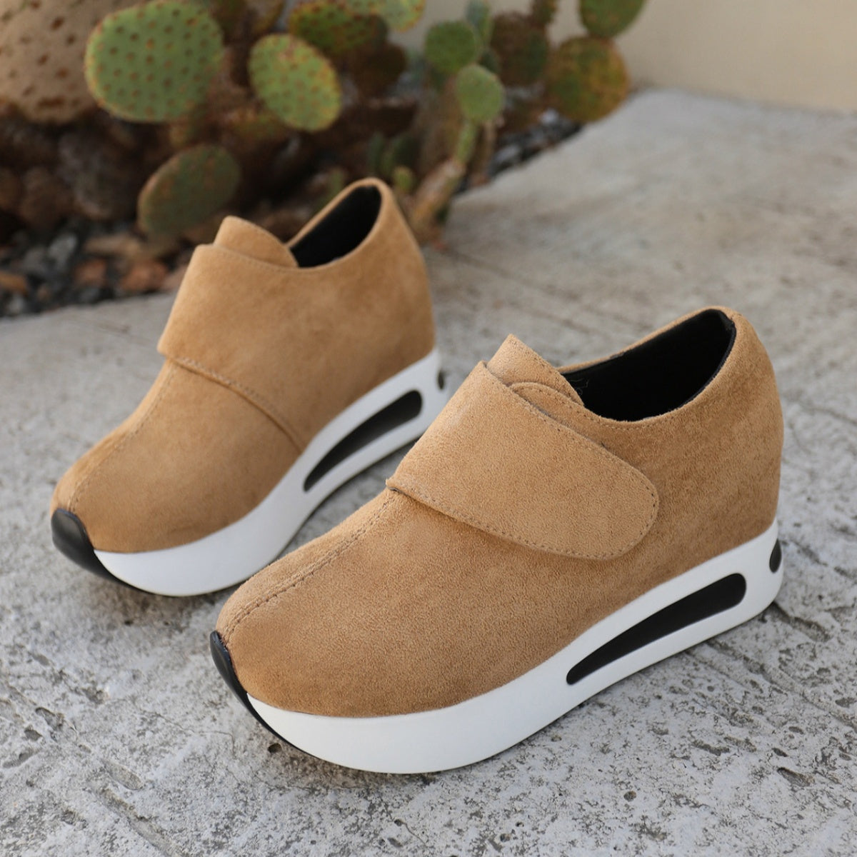 Women’s round toe platform sneakers by Plush Fashion Hub, mid heel casual shoes with a stylish, comfortable design.