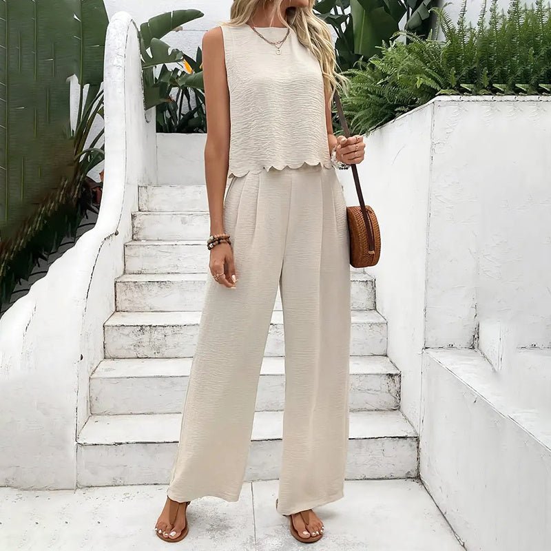 Elegant FitiqueFit 2-piece matching set with sleeveless crop top and wide-leg pants, casualwear outfit for stylish comfort.