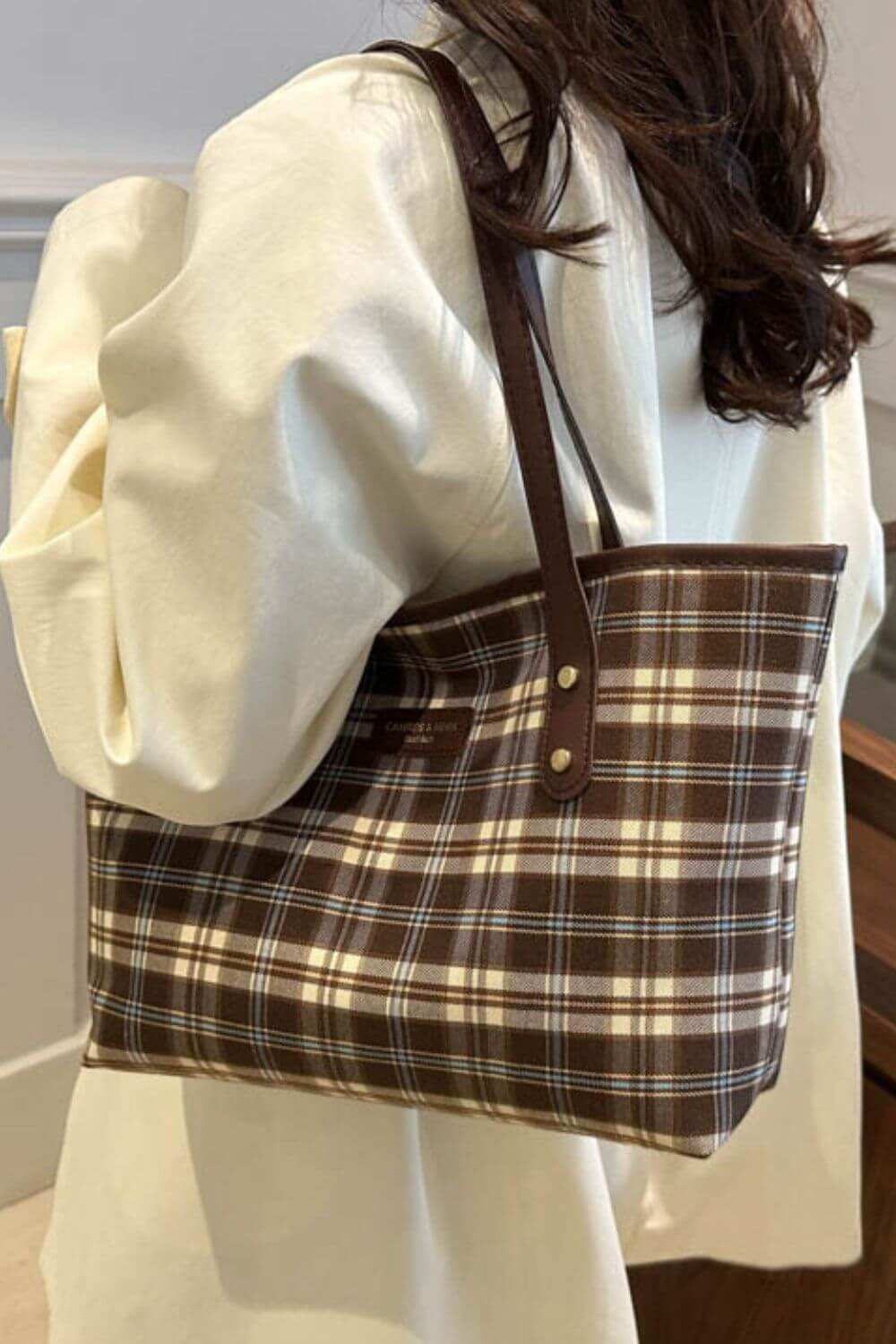 Plaid Leather Tote Bag for Women, medium-sized, chic design, PU leather, everyday use.