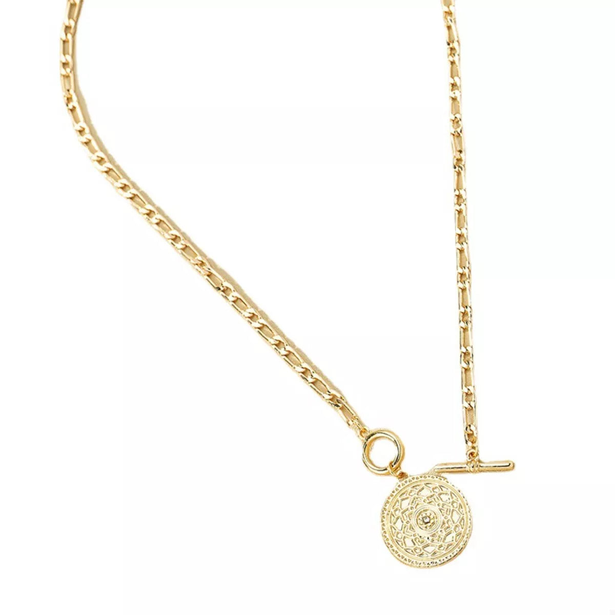 Vintage coin pendant chain link necklace from Plush Fashion Hub with a classic metal finish and intricate coin detail.