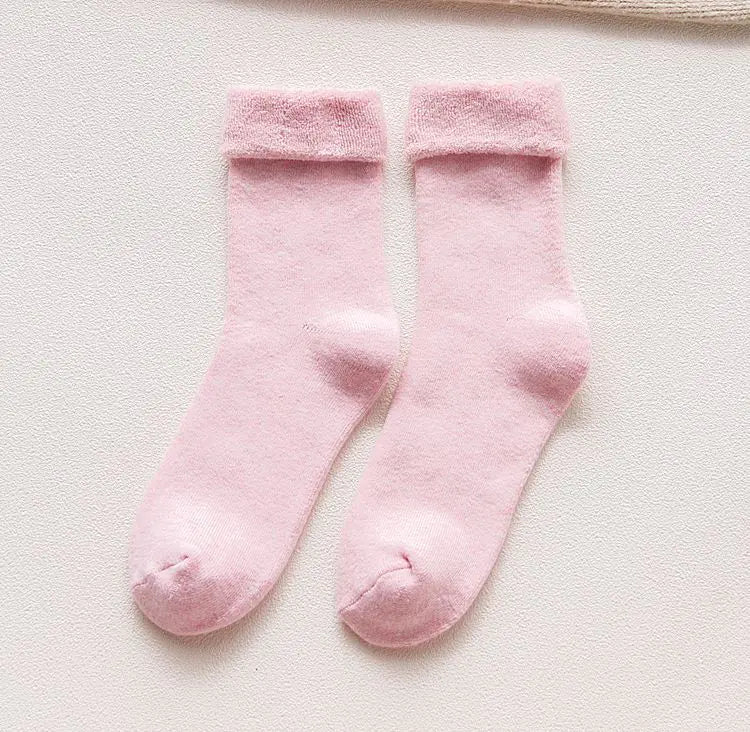 Thick cotton women's thermal sock from Trendy Attic Store01, designed for warmth and comfort in autumn and winter.