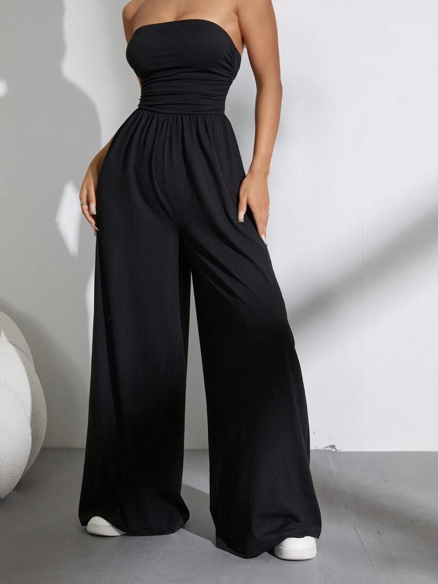 FitiqueFit high-waist wide-leg pants and tube top set in six colors, casualwear for sizes S to 2XL, shown in a stylish outfit.