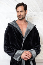 Men’s Lotus Linen hooded robe made of ultra-soft plush fabric, featuring a comfortable fit for everyday wear.