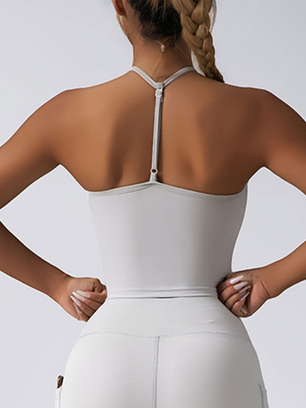FitiqueFit padded crop top push-up sports bra, seamless supportive gym tank for women, ideal for activewear and workouts.