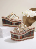 Women's plaid platform wedge sandals from Trendsi, casual summer footwear with a stylish plaid design and comfortable heel.