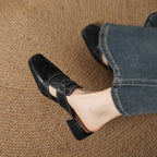 Retro closed-toe half slippers by FitiqueFit, women's low heel summer sandals with comfortable slip-on design and stylish retro look.