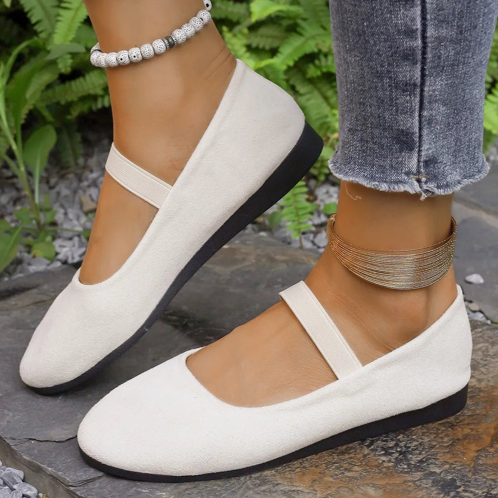 Women's classic round toe slip-on flats by Trendsi, casual comfortable shoes, perfect for everyday wear.