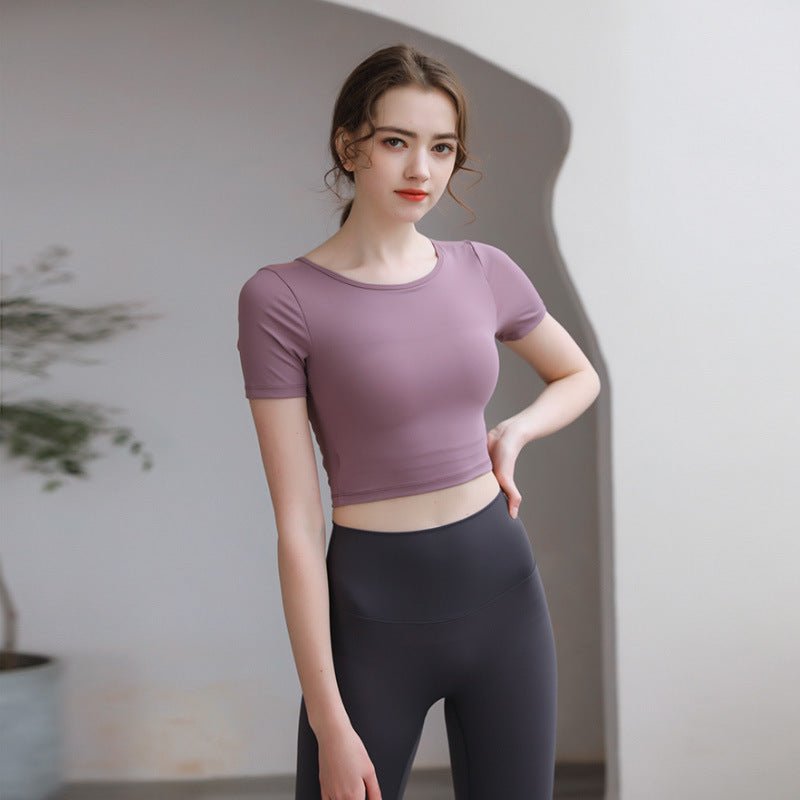 FitiqueFit activewear yoga top with chest pad, breathable fabric, tight fit, and stylish back design for comfortable movement.