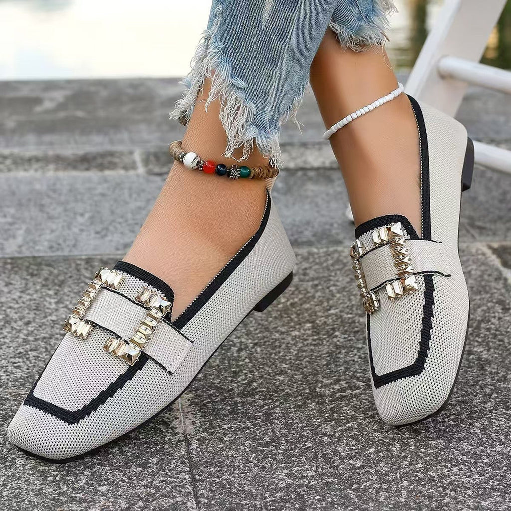 Vintage suede women's round-toe Gommino loafers by FitiqueFit, showcasing classic driving-style footwear.