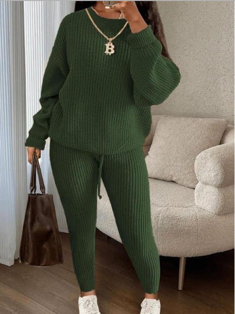 Winter ribbed knit women’s clothing set with loose pullover sweater and drawstring pants, stylish and cozy for cold weather.
