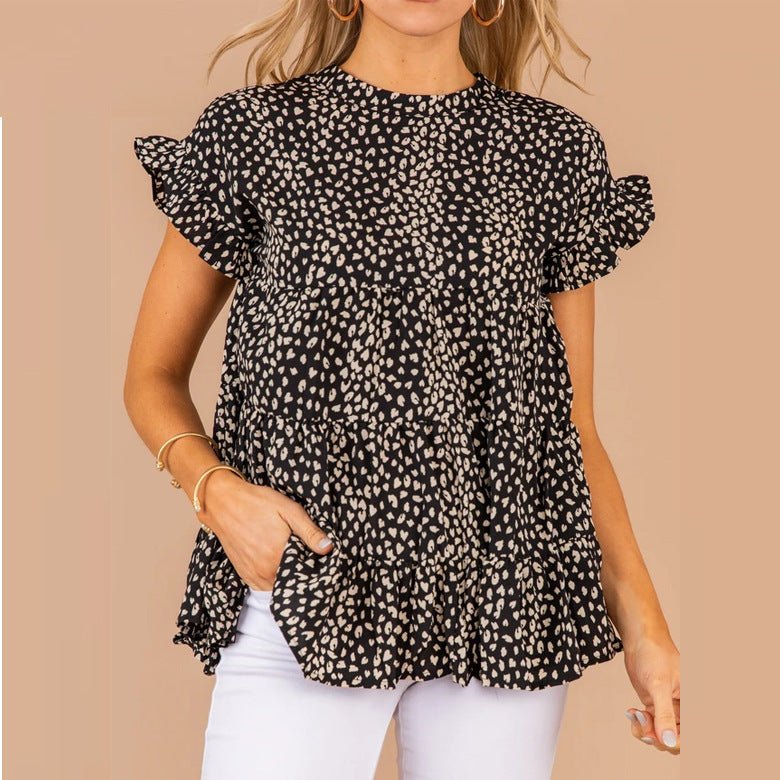 Women’s floral short sleeve swing top by Bella Mia, small size, lightweight blouse with a feminine design and casual style.